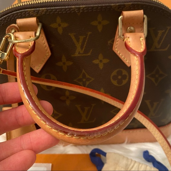 π1500$π LOUIS VUITTON - ALMA BB MONOGRAM - PRELOVED - Picture 3 of 16